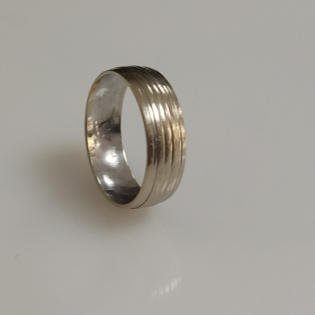 ARGOLLA ORO BLANCO 10 K 2.4 GRMS (SEMINUEVO)