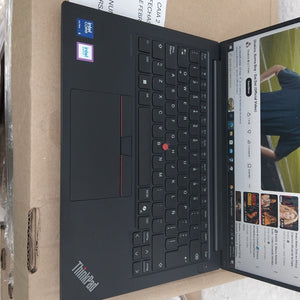LAPTOP LENOVO THINKPAD E14 GEN 6 (2024) 512 GB SSD 16 GB RAM (SEMINUEVO)