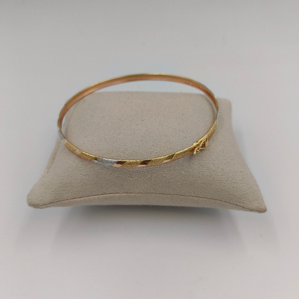 PULSERA RIGIDA ORO 14 K 4.7 GRMS (SEMINUEVO)