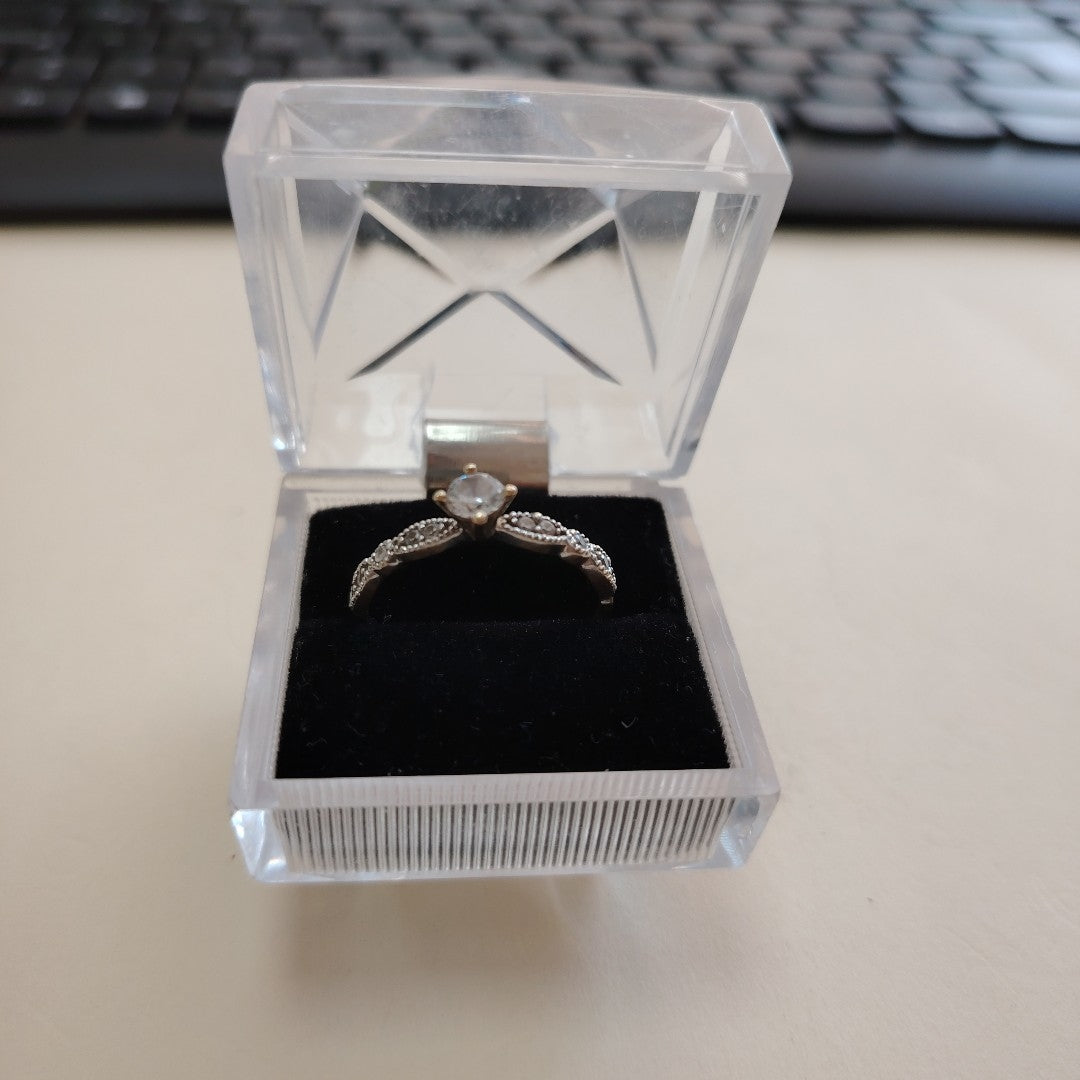 SOLITARIO ORO 14 K 1.9 GRMS (SEMINUEVO)