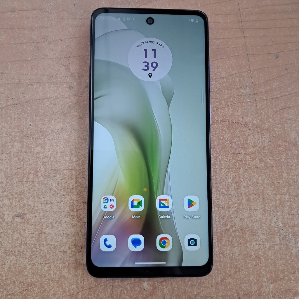 CELULAR MOTOROLA MOTO E14 XT2421-12 (2024) 64 GB 2 GB RAM (SEMINUEVO)