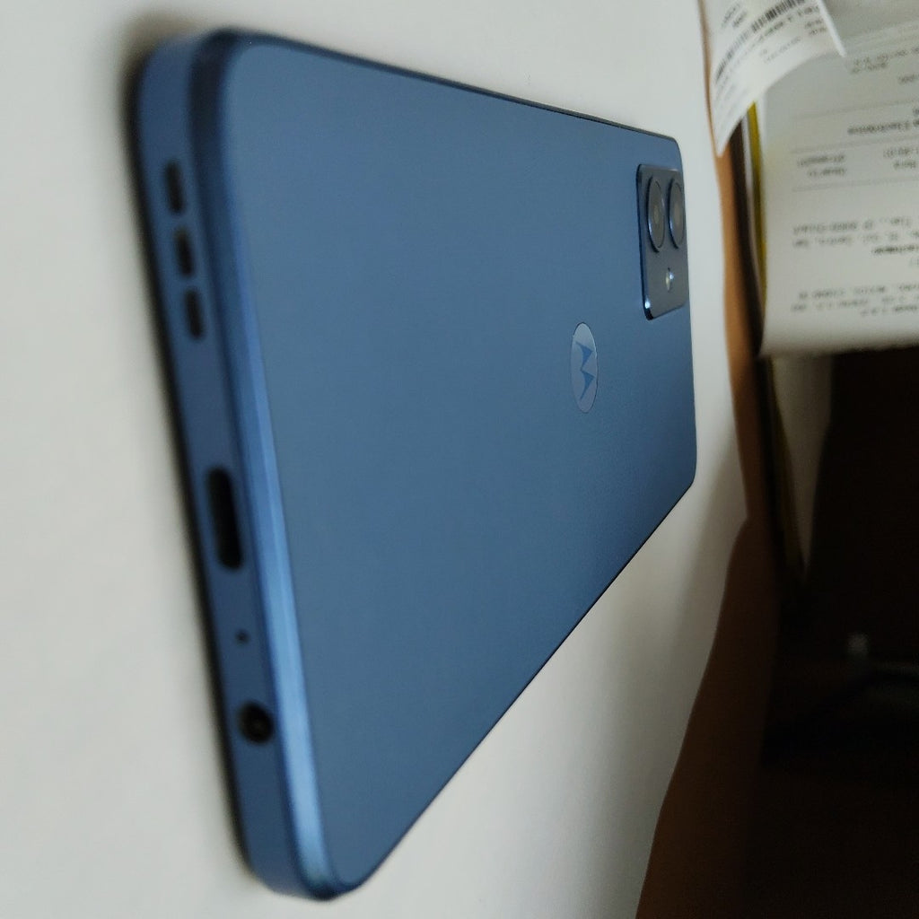 CELULAR MOTOROLA MOTO G54 XT2343-3 (2023) 256 GB 8 GB RAM (SEMINUEVO)