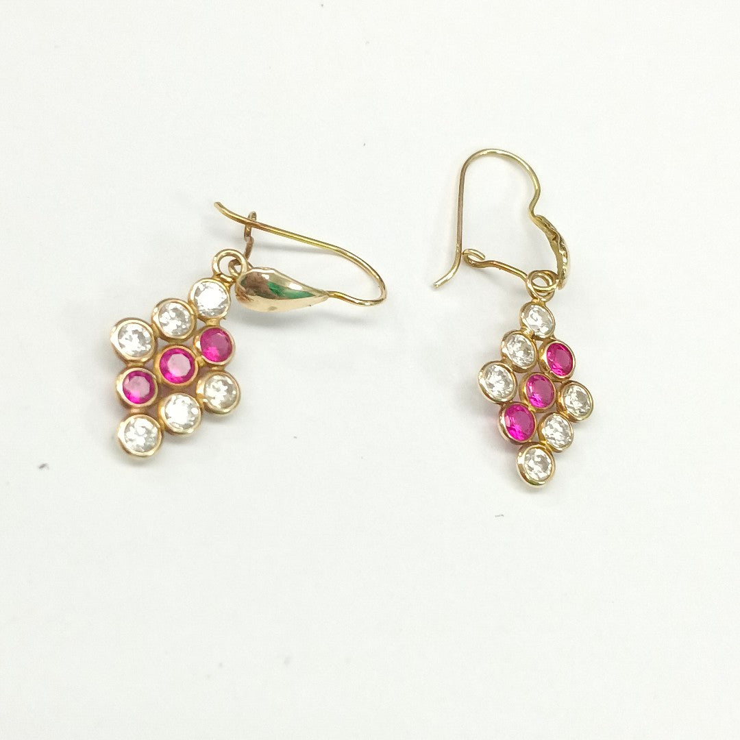 ARETES PAR ORO 14 K 1.7 GRMS (SEMINUEVO)