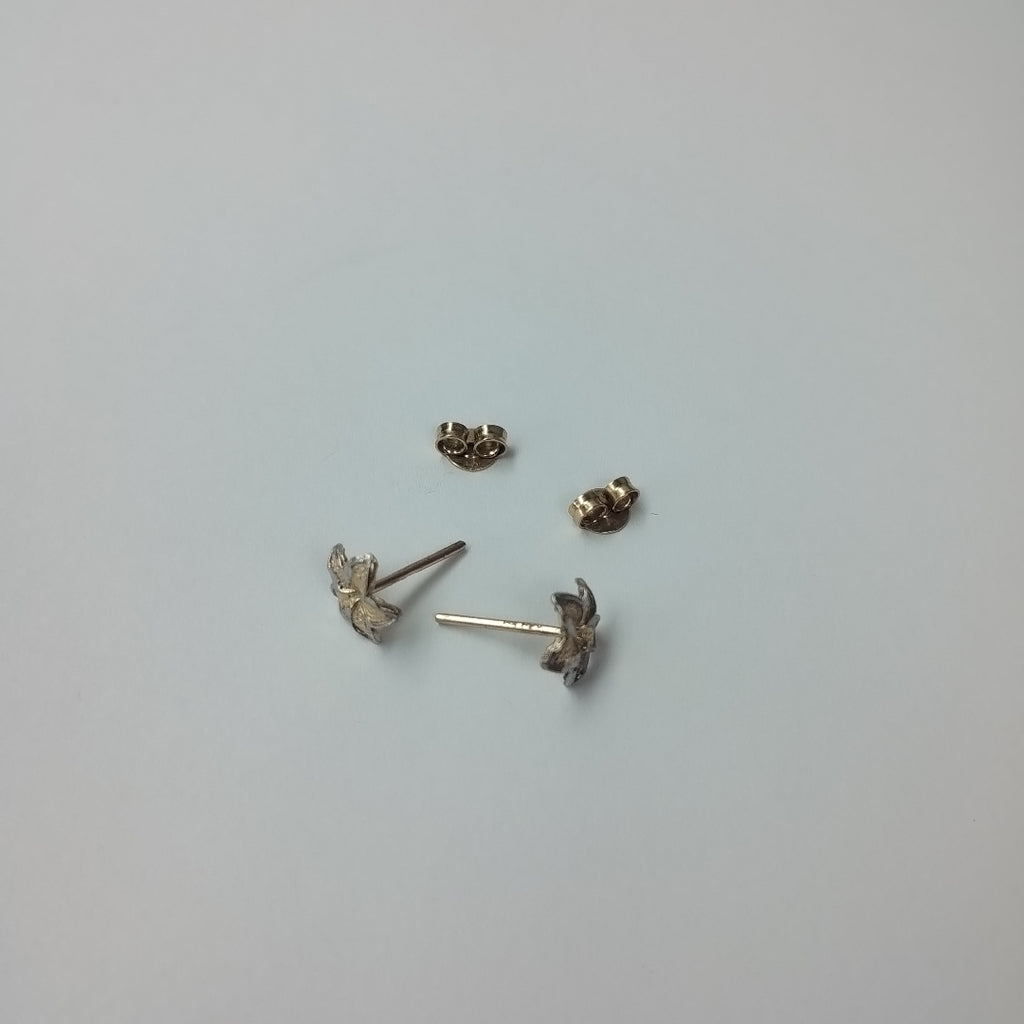 BROQUELES PAR ORO 14 K 0.9 GRMS (SEMINUEVO)