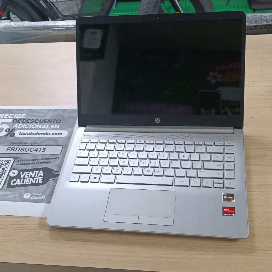 LAPTOP HP 14-DK1508LA (2022) 256 GB SSD 8 GB RAM (SEMINUEVO)