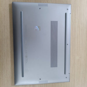 LAPTOP HP ZBOOK FIREFLY 14 G11 (2024) 512 GB SSD 16 GB RAM (SEMINUEVO)