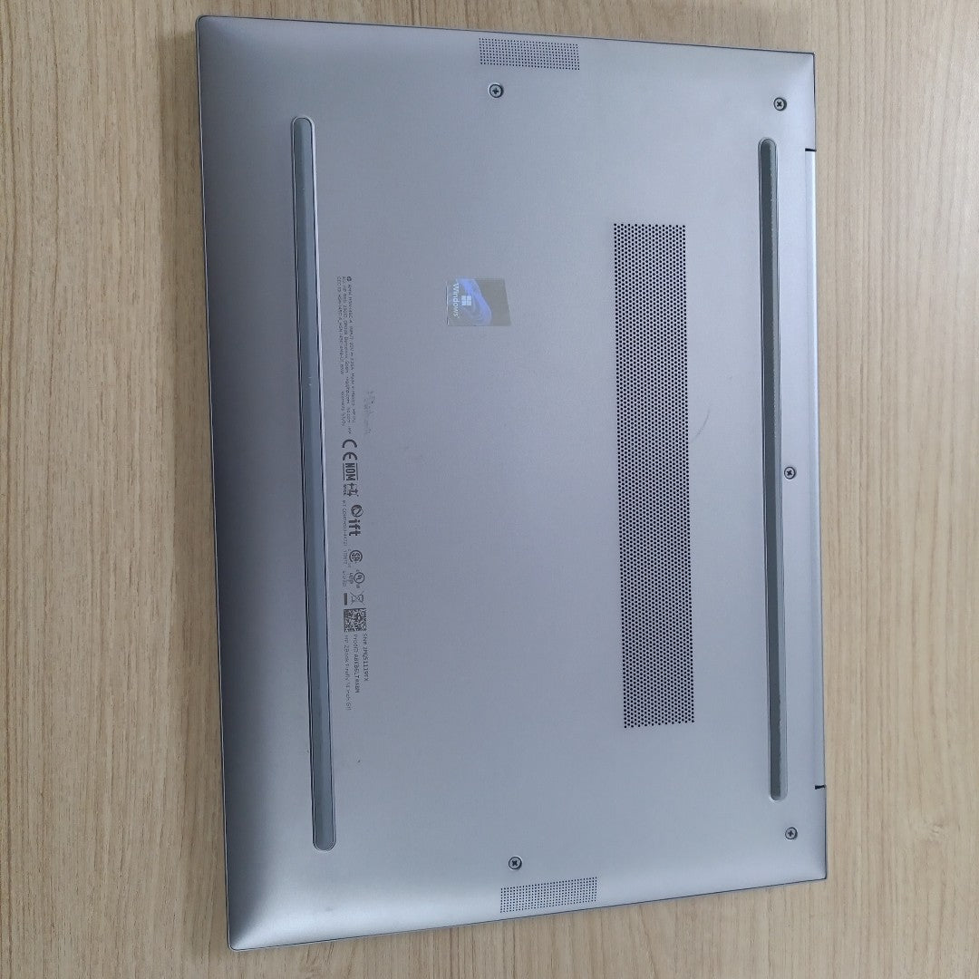 LAPTOP HP ZBOOK FIREFLY 14 G11 (2024) 512 GB SSD 16 GB RAM (SEMINUEVO)