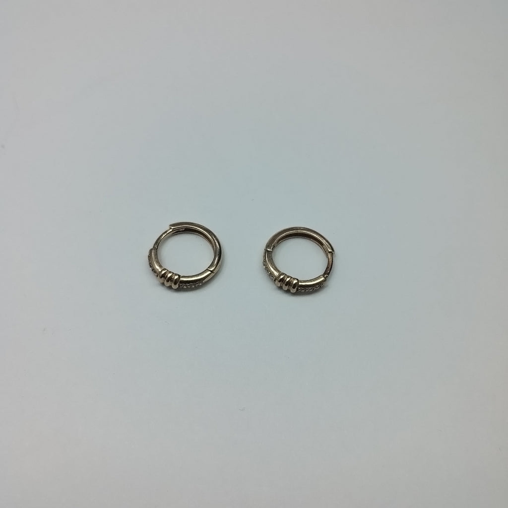 ARETES PAR ORO 14 K 1.6 GRMS (SEMINUEVO)