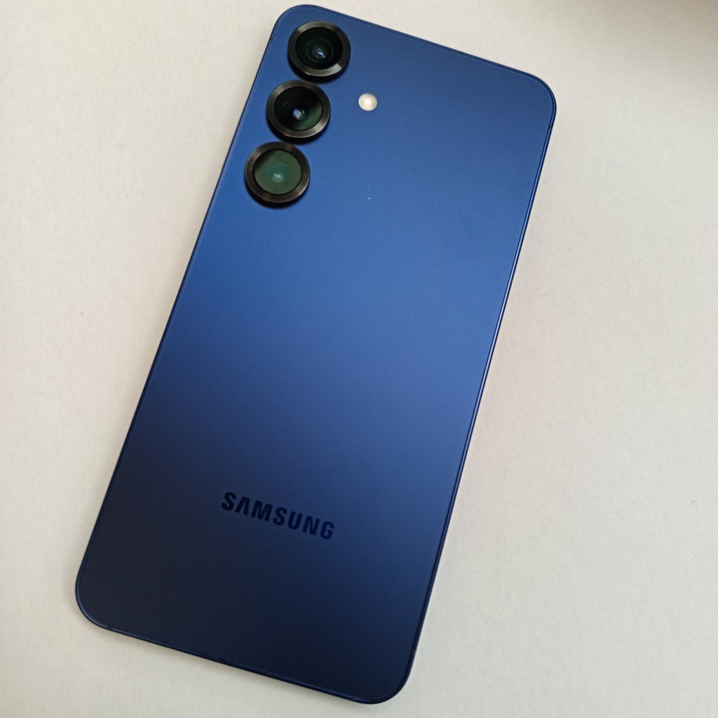 CELULAR SAMSUNG GALAXY S25 SM-S931B (2025) 256 GB 12 GB RAM (SEMINUEVO)