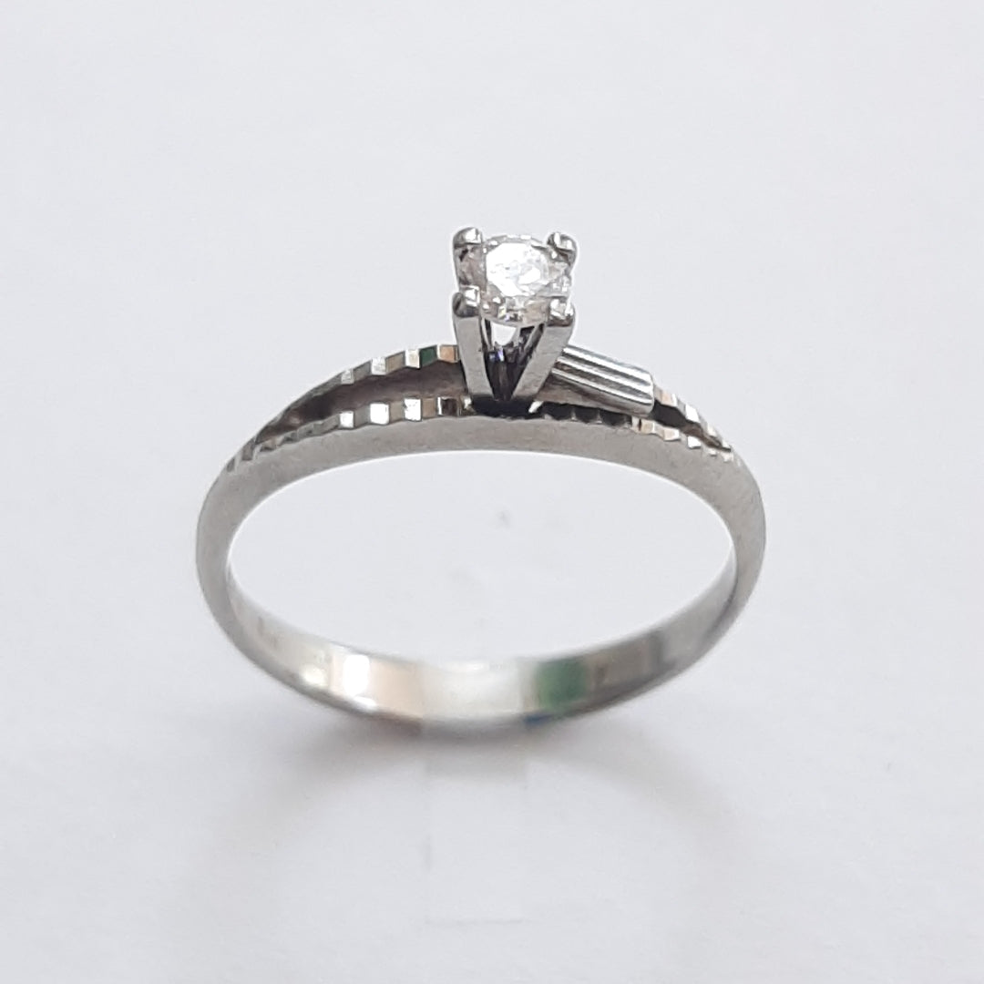 ANILLITO ORO BLANCO 14 K 2,50 GRMS (SEMINUEVO)