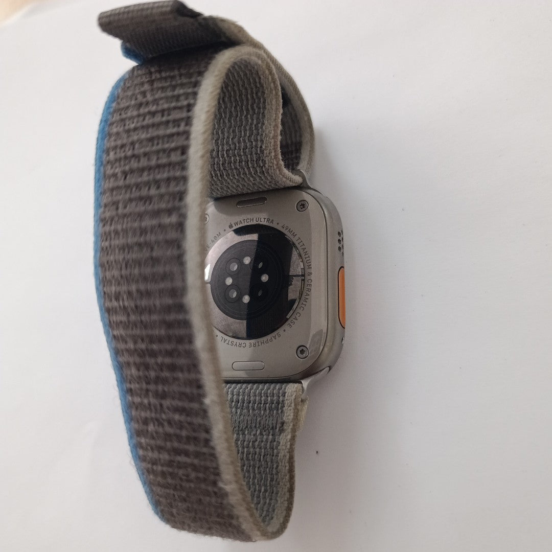 SMARTWATCH APPLE ULTRA 2 TITANIO A2986 49 MM GPS + CELULAR (SEMINUEVO)