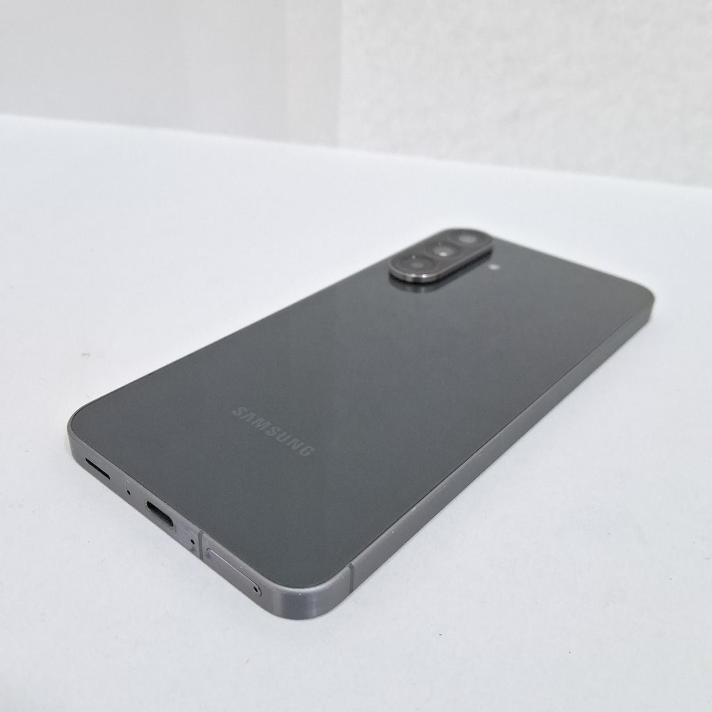 CELULAR SAMSUNG GALAXY A56 SM-A566E (2025) 128 GB 8 GB RAM (SEMINUEVO)