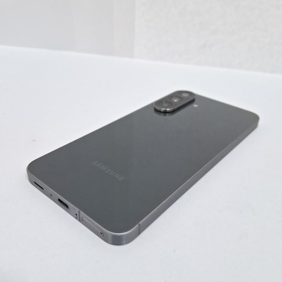 CELULAR SAMSUNG GALAXY A56 SM-A566E (2025) 128 GB 8 GB RAM (SEMINUEVO)