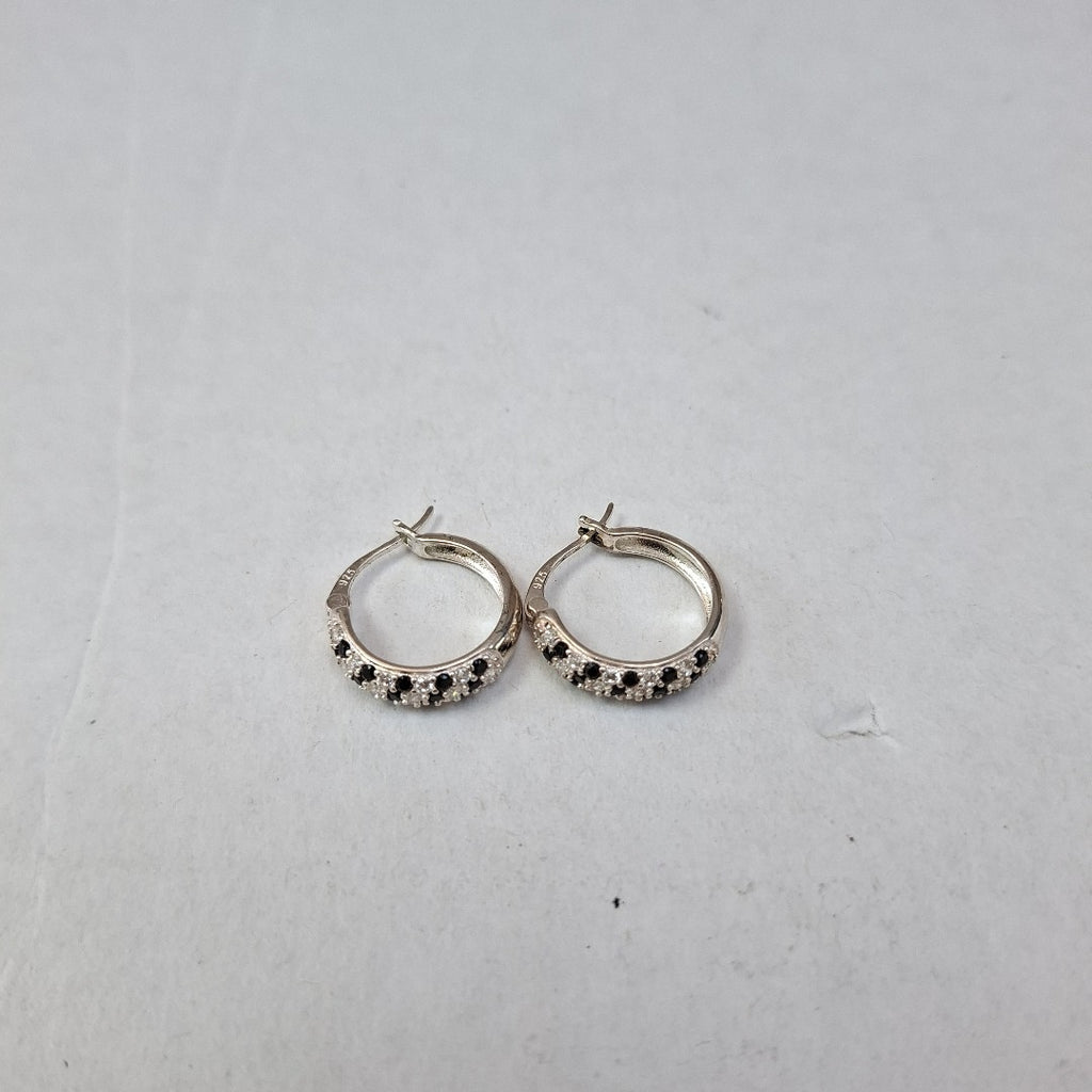 ARETES PAR PLATA 3 GRMS (SEMINUEVO)