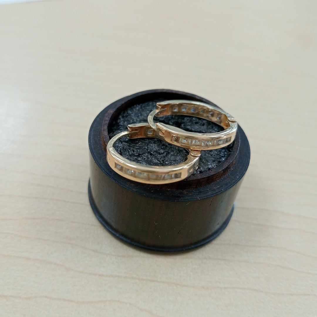 ARRACADAS PAR ORO 10 K 2.2 GRMS (SEMINUEVO)