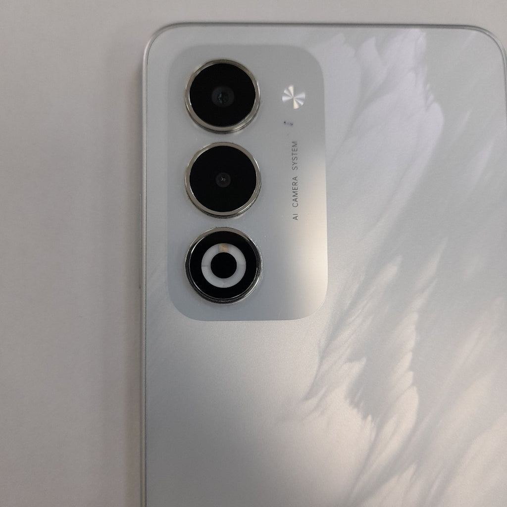 CELULAR OPPO A5 CPH2727 (2025) 256 GB 4 GB RAM (SEMINUEVO)