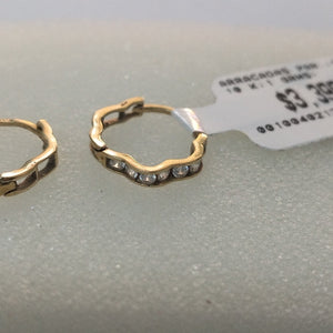 ARRACADAS PAR ORO 10 K 1 GRMS (SEMINUEVO)