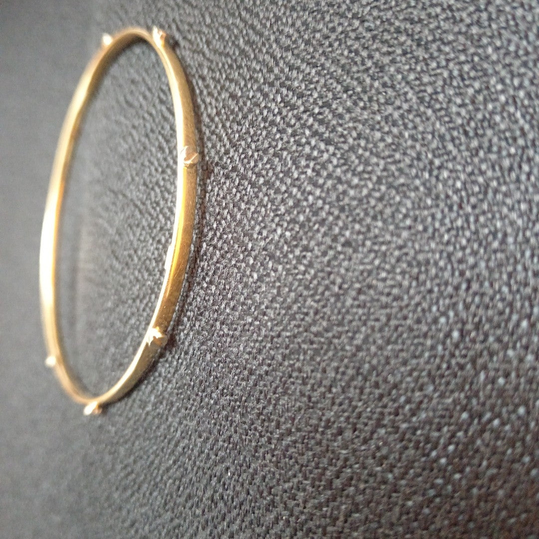 PULSERA RIGIDA ORO COMBINADO 14 K 5.4 GRMS (SEMINUEVO)