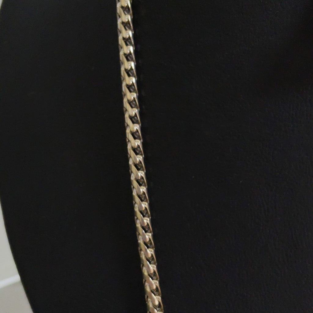 CADENA ORO BLANCO 14 K 31 GRMS (SEMINUEVO)