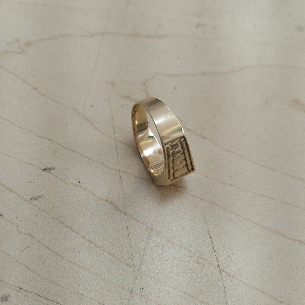 ANILLO ORO 14 K 5.2 GRMS (SEMINUEVO)