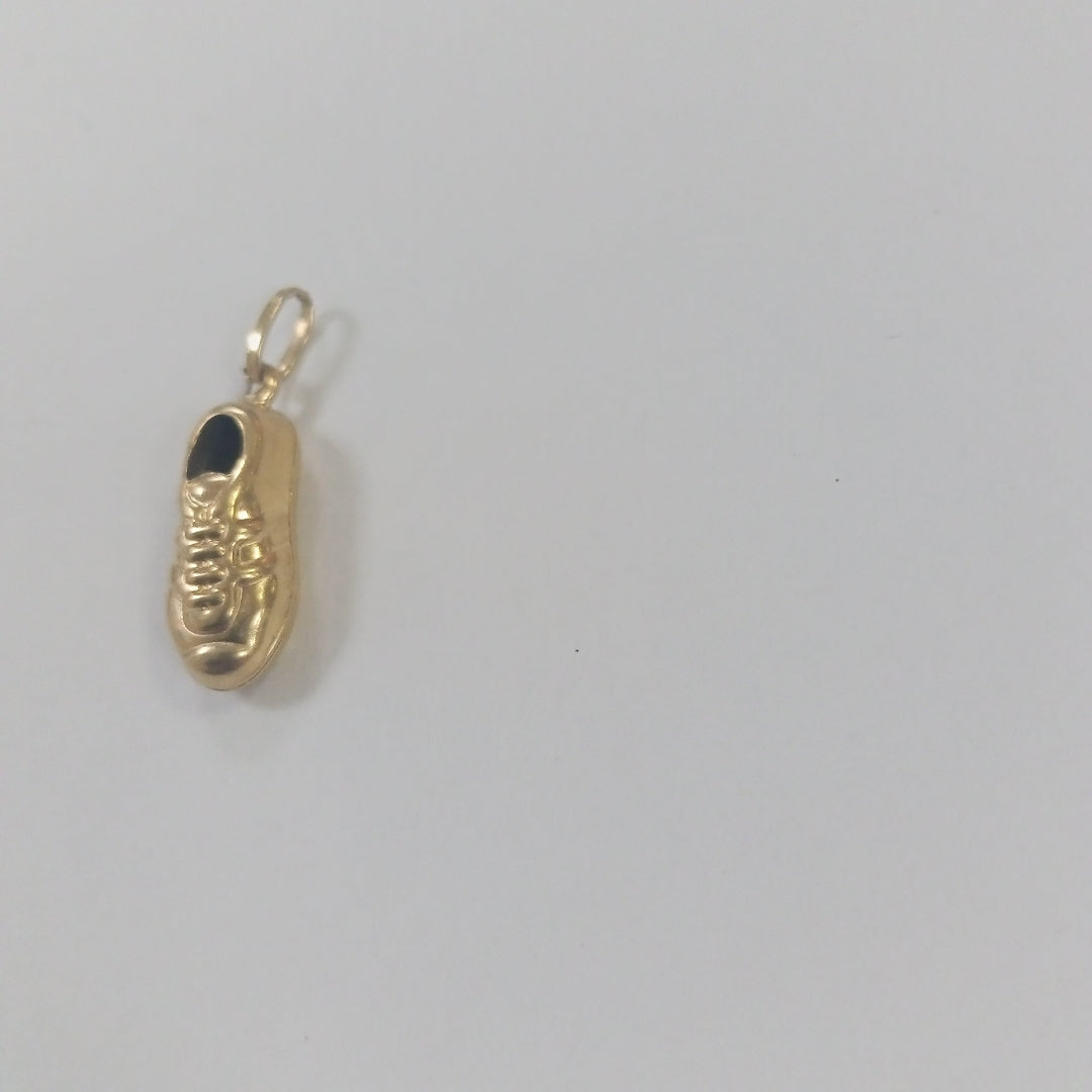 K1 1,50 GRMS 14 K ESPECIFICACIONES COMPLEMENTARIAS DIJE TIPO ZAPATO (SEMINUEVO)