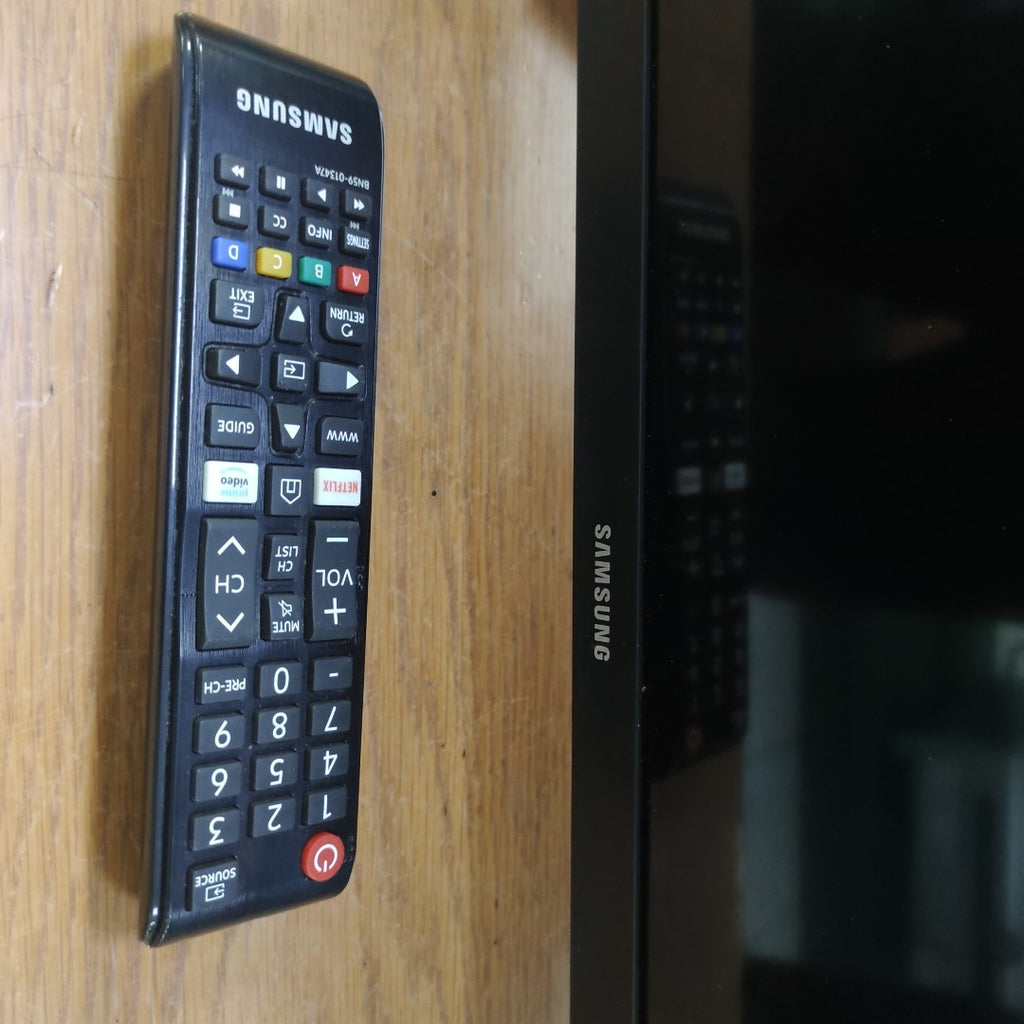 PANTALLA SAMSUNG BE32T-B (2024) 32" LED HD (SEMINUEVO)