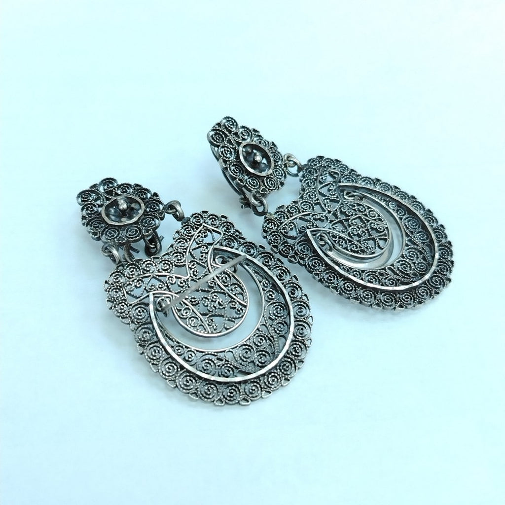 ARETES PAR PLATA 29.9 GRMS (SEMINUEVO)