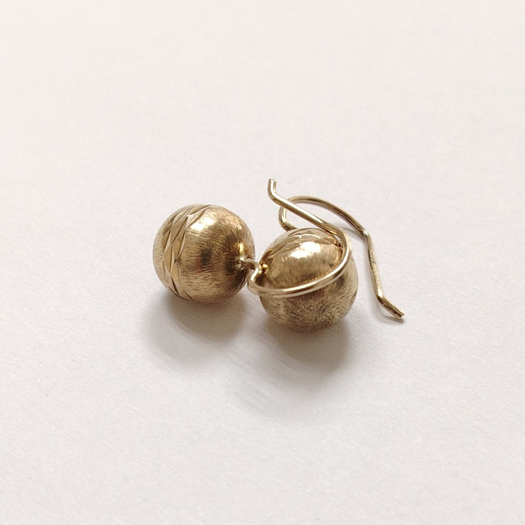 ARETES PAR ORO 10 K 1.9 GRMS (SEMINUEVO)