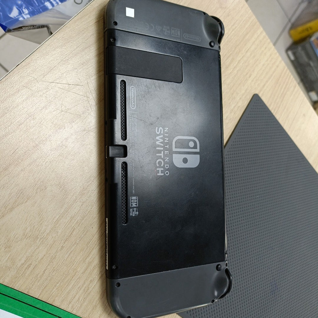 CONSOLA DE VIDEOJUEGO NINTENDO SWITCH 32 GB (SEMINUEVO)