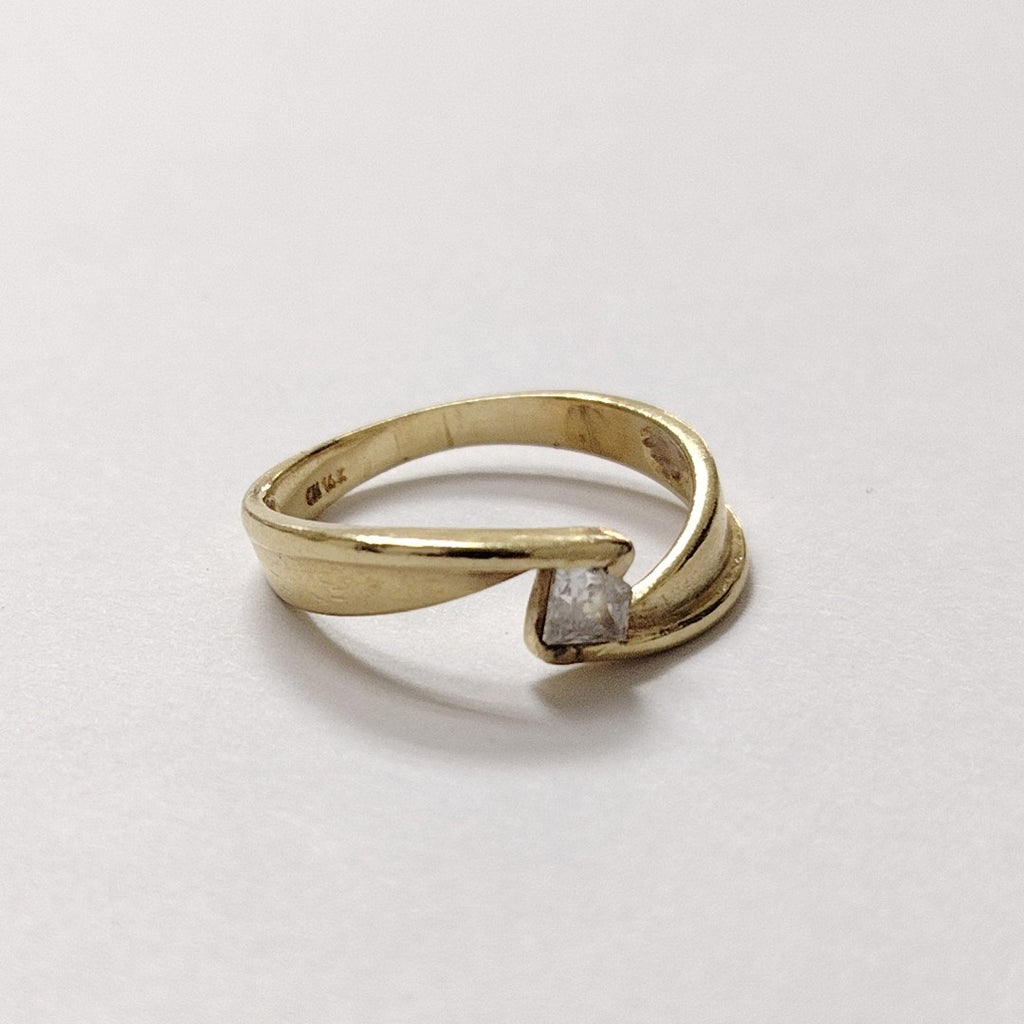 ANILLO ORO 14 K 2.8 GRMS (SEMINUEVO)