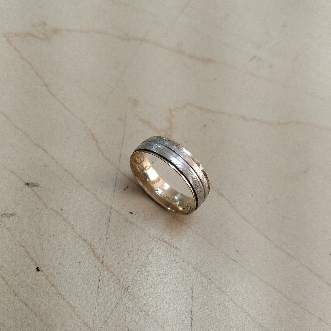 ARGOLLA ORO COMBINADO 14 K 2.7 GRMS (SEMINUEVO)