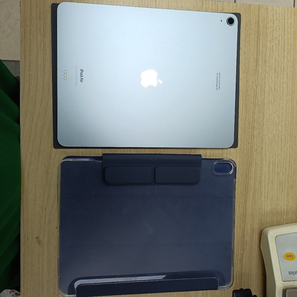 TABLETA APPLE IPAD AIR (M2) 13" A2898 (2024) 512 GB 8 GB RAM (SEMINUEVO)