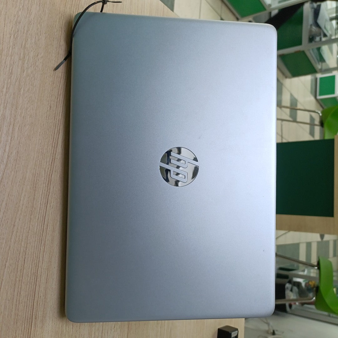 LAPTOP HP 14-DQ5032LA (2023) 512 GB SSD 8 GB RAM (SEMINUEVO)