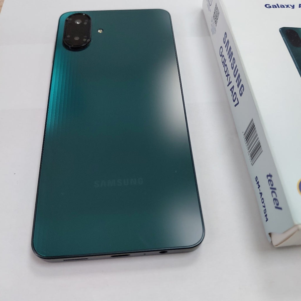 CELULAR SAMSUNG GALAXY A07 SM-A075M (2025) 64 GB 4 GB RAM (SEMINUEVO)