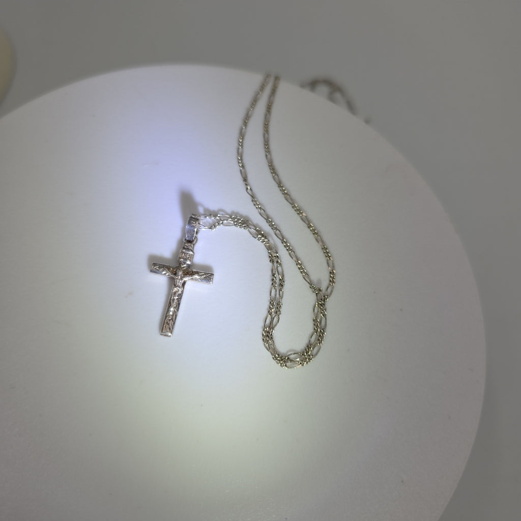 CADENA,CRUCIFIJO PLATA 3,00 GRMS (SEMINUEVO)