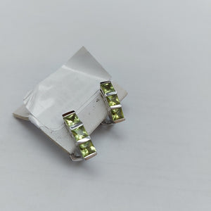 ARETES PAR ORO BLANCO 14 K 3.2 GRMS (SEMINUEVO)