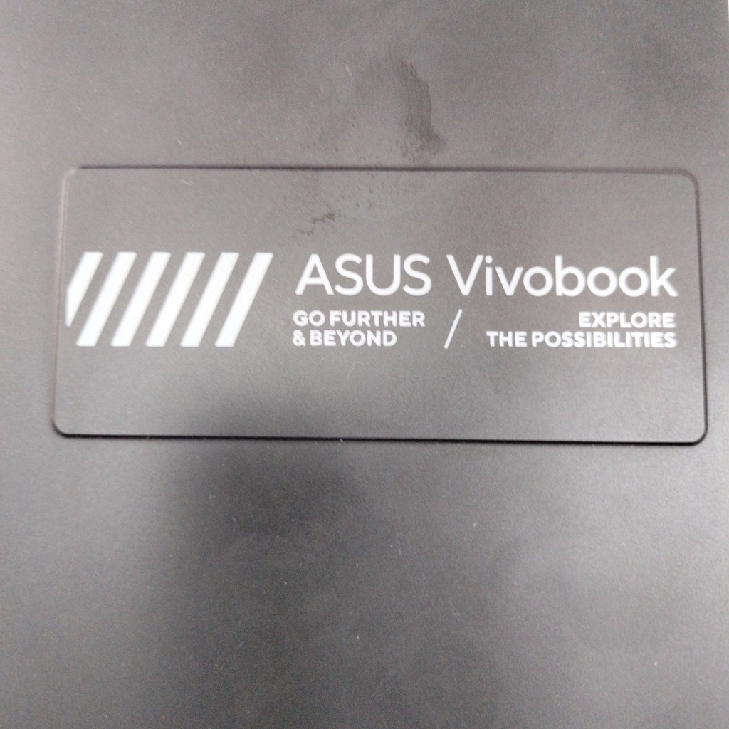 LAPTOP ASUS VIVOBOOK L1404FA-NK286W (2023) 512 GB SSD 8 GB RAM (SEMINUEVO)