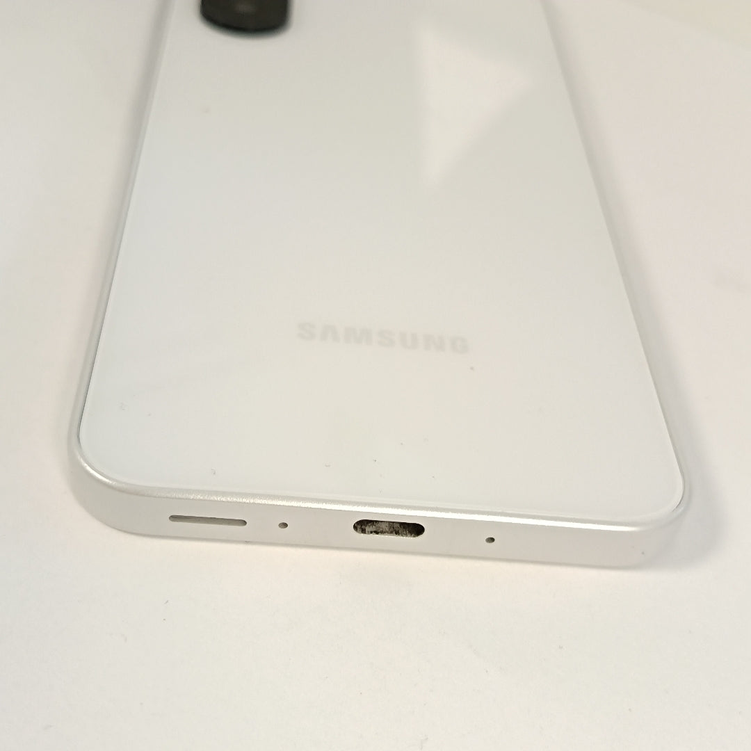 CELULAR SAMSUNG GALAXY A26 5G SM-A266M (2025) 256 GB 8 GB RAM (SEMINUEVO)