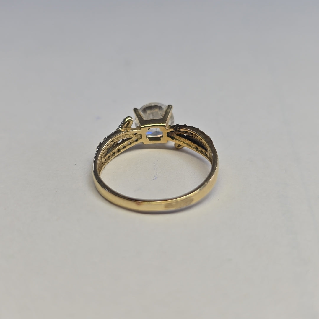 SOLITARIO ORO 14 K 2,20 GRMS (SEMINUEVO)