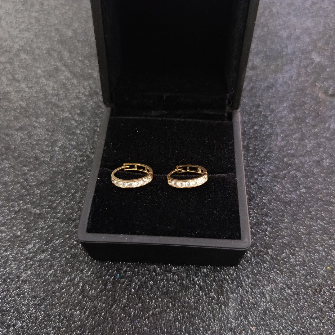 ARRACADAS PAR ORO 10 K 1.7 GRMS (SEMINUEVO)