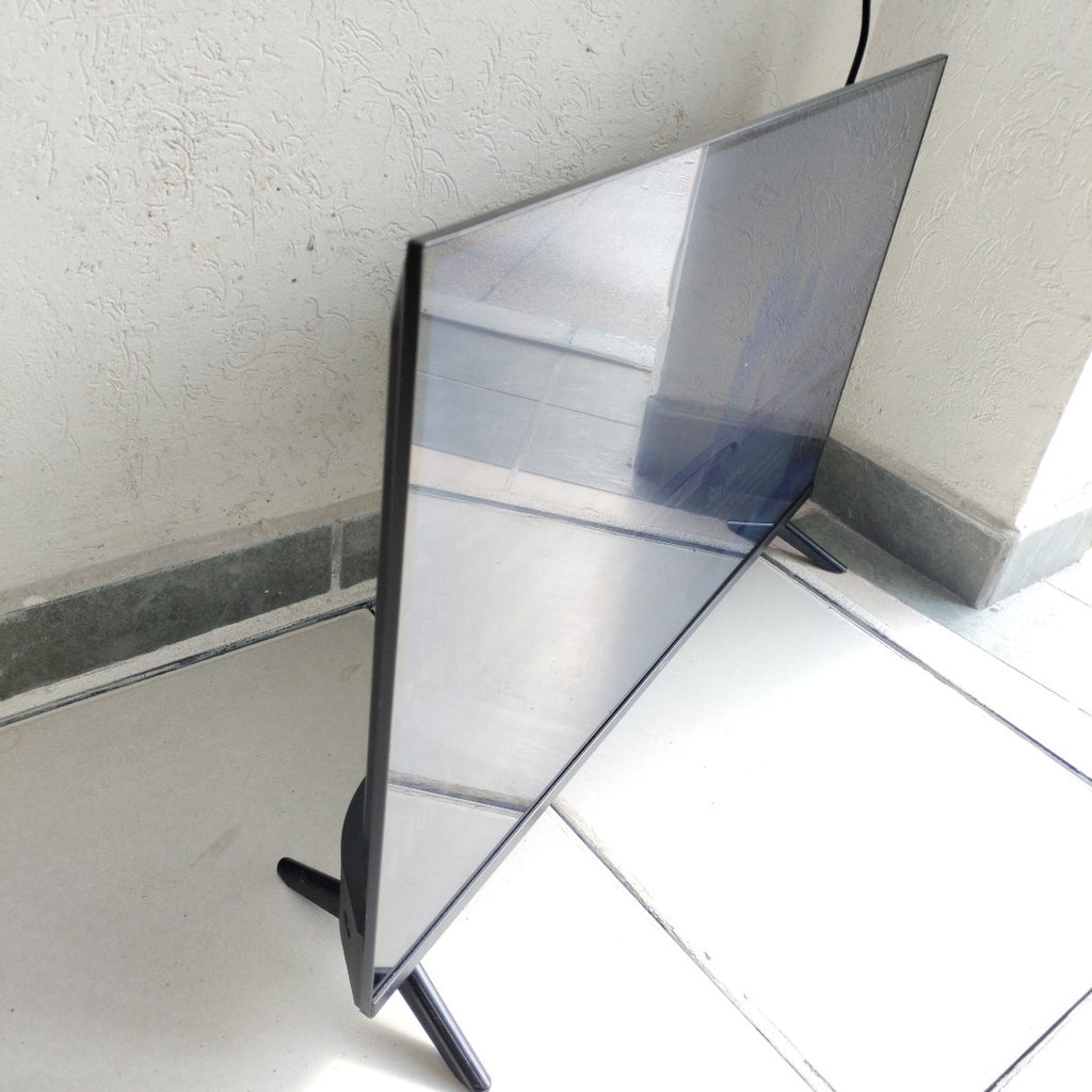PANTALLA LG 32LR650BPSA (2025) 32" LED HD (SEMINUEVO)