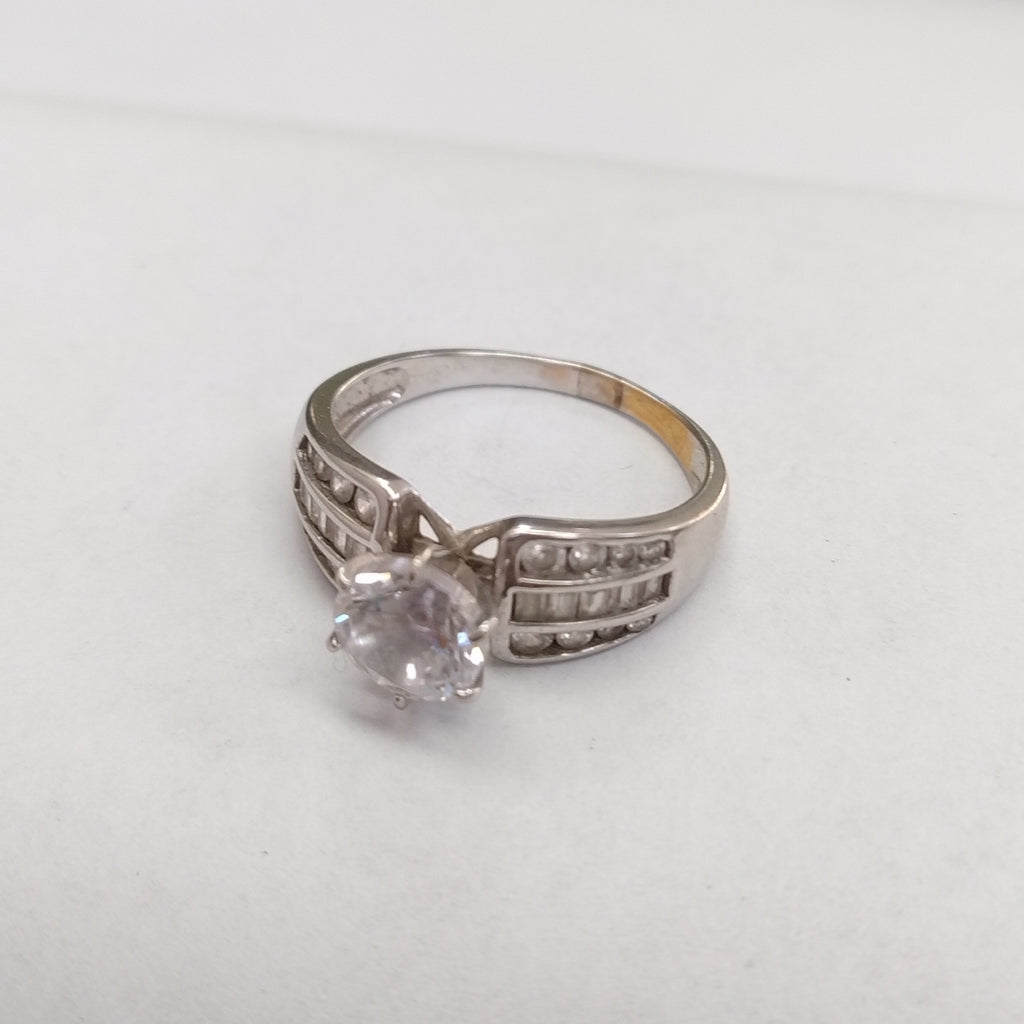 ANILLITO ORO BLANCO 14 K 4 GRMS (SEMINUEVO)
