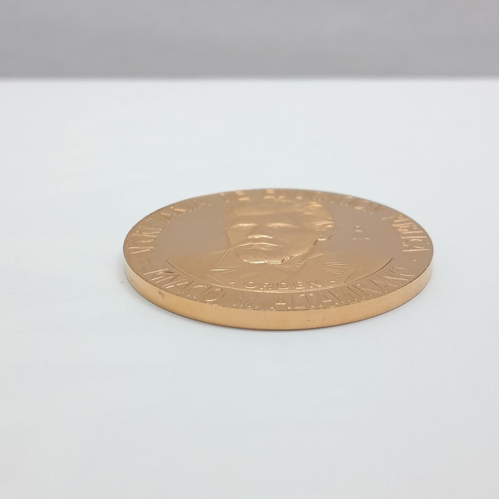 MEDALLA CONMEMORATIVA ORO 21 K 41,90 GRMS (SEMINUEVO)