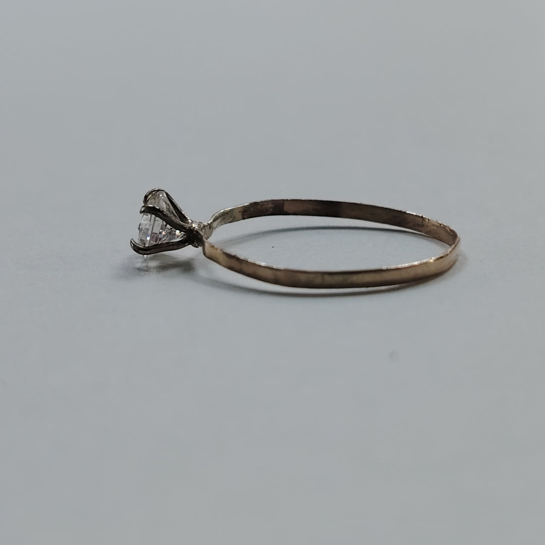 SOLITARIO ORO 14 K 0.7 GRMS (SEMINUEVO)