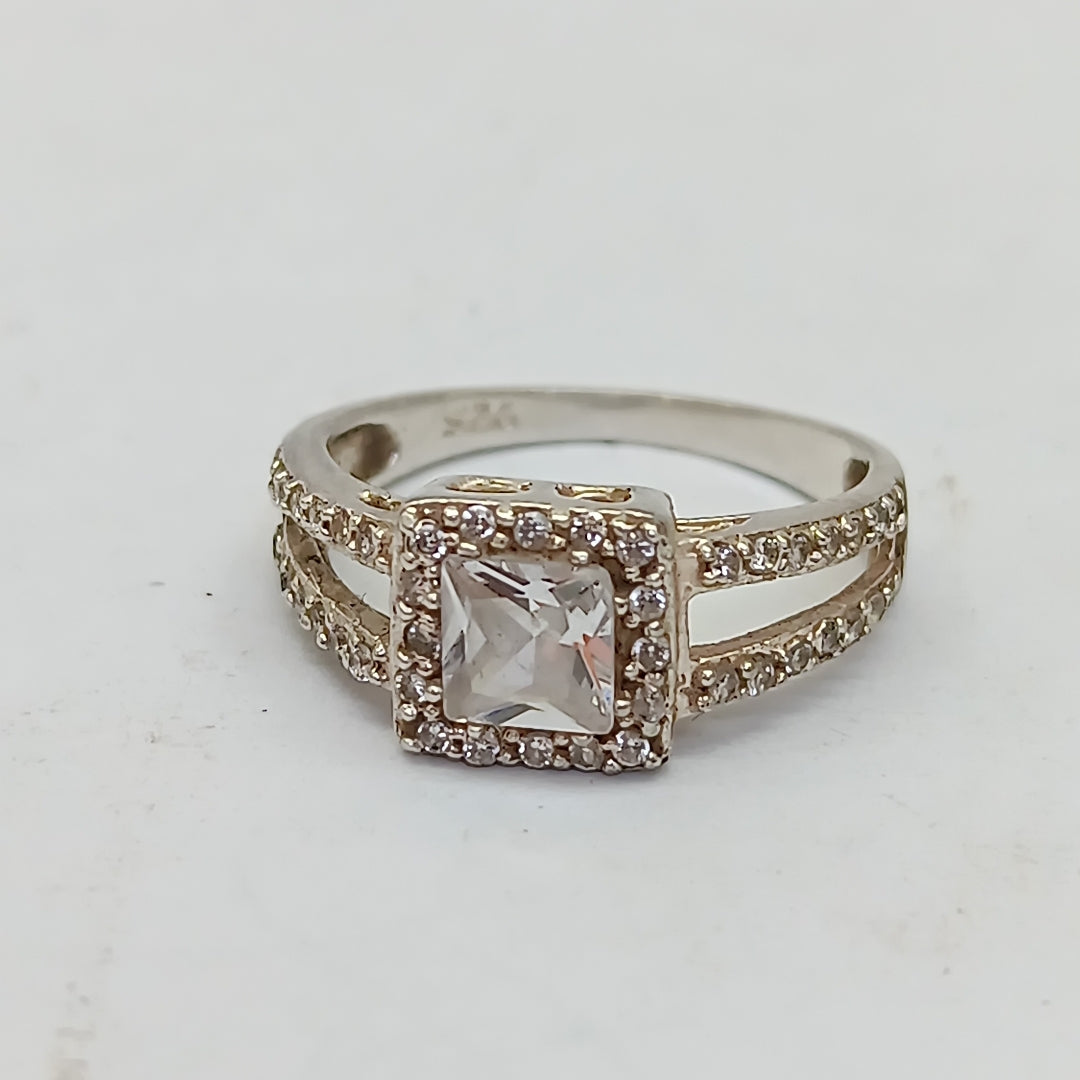 ANILLITO PLATA 8.3 GRMS (SEMINUEVO)