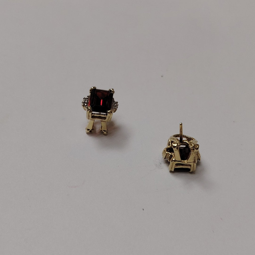 ARETES PAR ORO 10 K 5.3 GRMS (SEMINUEVO)