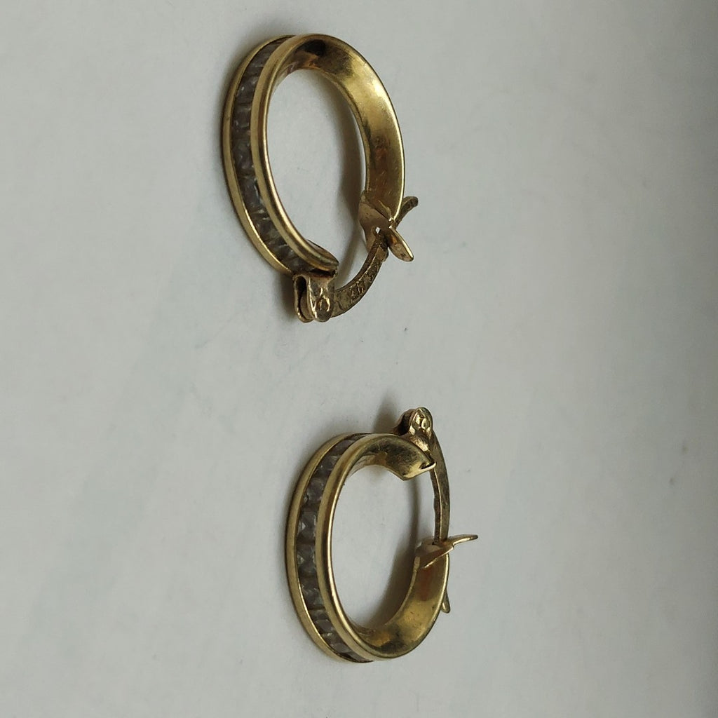 ARRACADAS PAR ORO 14 K 1.9 GRMS (SEMINUEVO)
