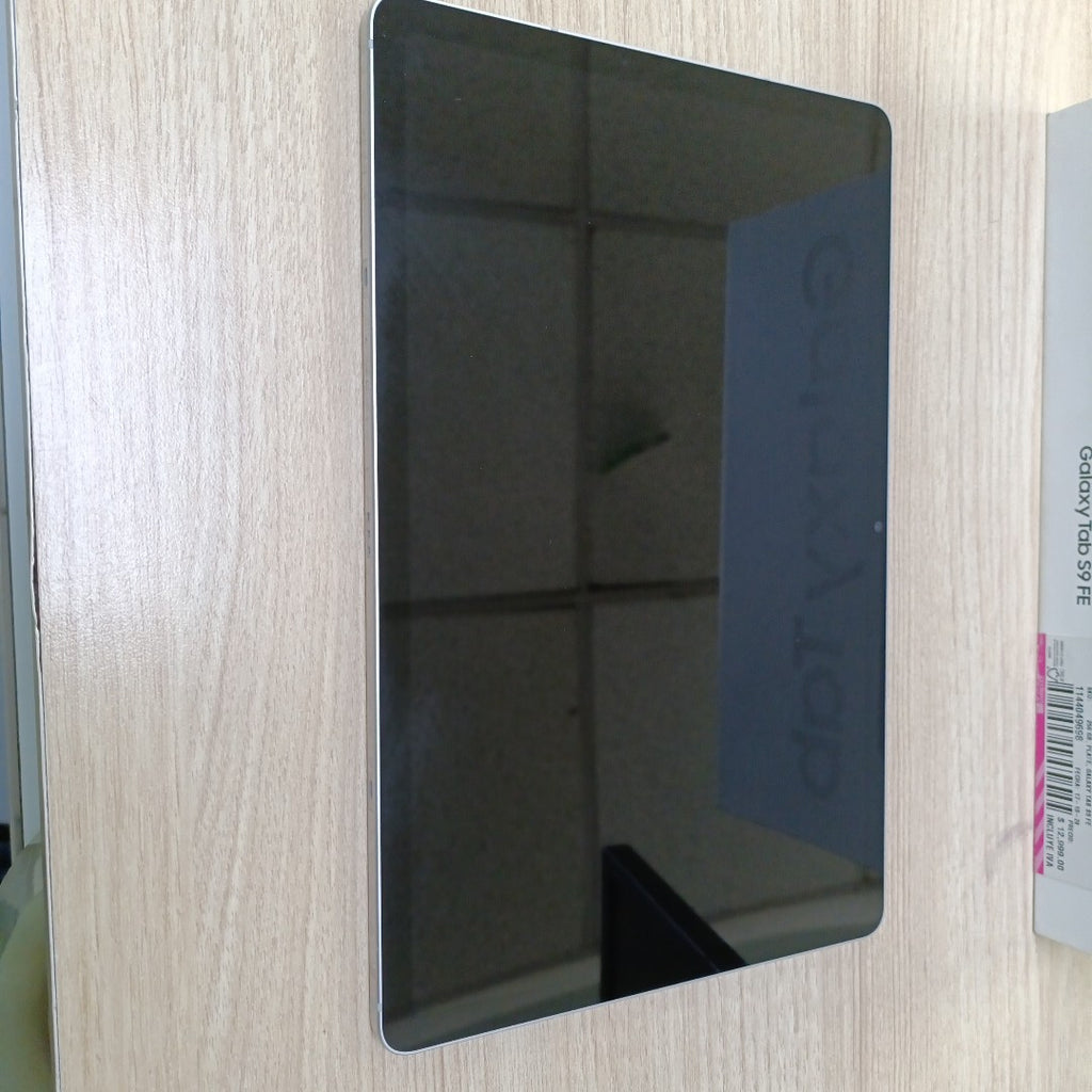 TABLETA SAMSUNG GALAXY TAB S9 FE SM-X510 (2023) 256 GB 8 GB RAM (SEMINUEVO)