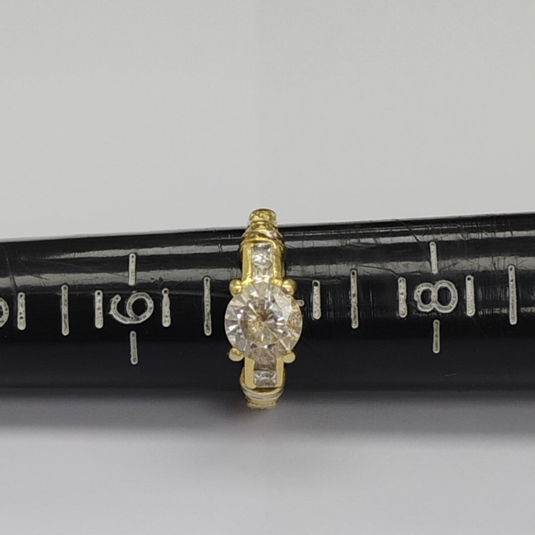 ANILLITO, SOLITARIO ORO 14 K 4.9 GRMS (SEMINUEVO)