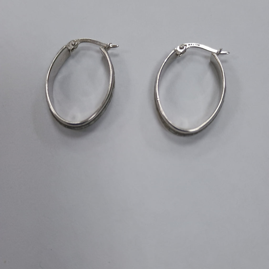 ARRACADAS PAR ORO BLANCO 10 K 1,50 GRMS (SEMINUEVO)